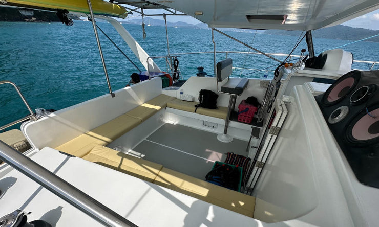 46ft Sailing Catamaran Tour