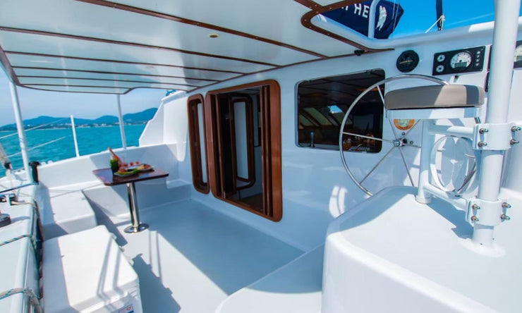 50ft Sailing Catamaran Tour