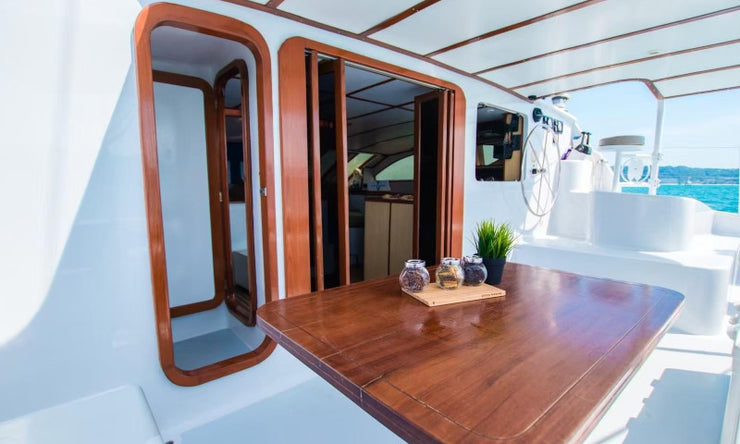 50ft Sailing Catamaran Tour