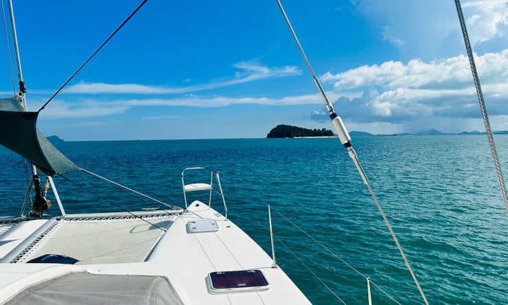 40ft Catamaran Tour