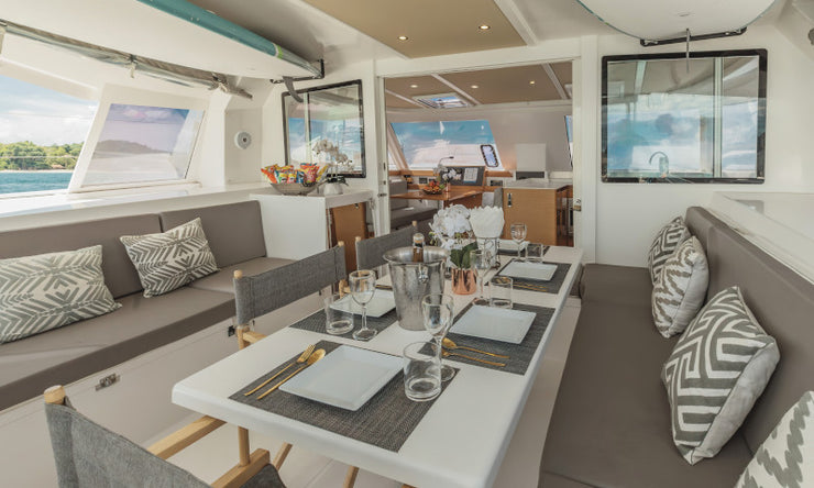 40ft Sailing Catamaran Tour