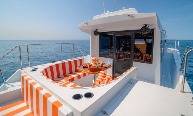 37ft Luxury Speedboat Tour