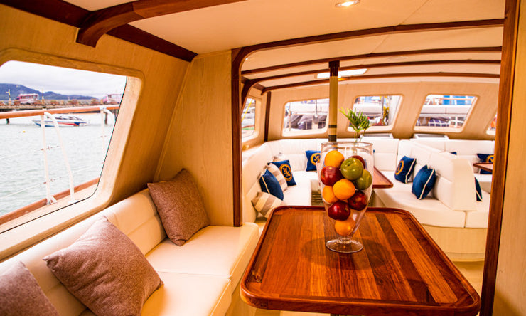 60ft Sailing Catamaran Tour