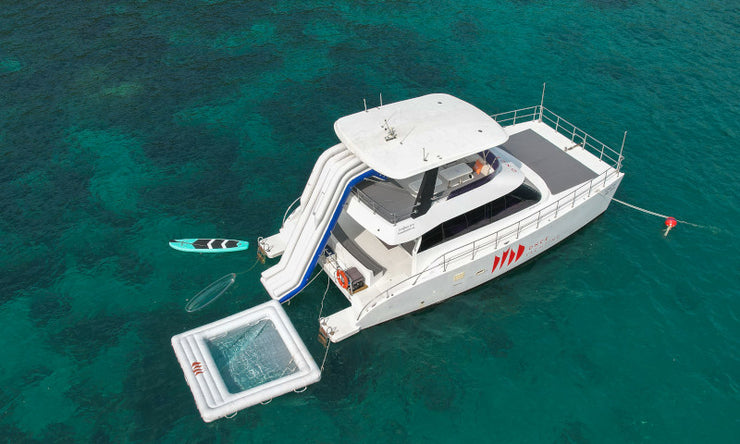 48ft Power Catamaran Tour