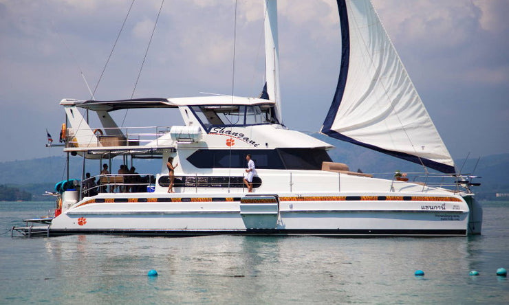 70ft Catamaran Tour